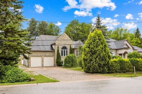88 41st St, Wasaga Beach, ON L9Z 1Z7