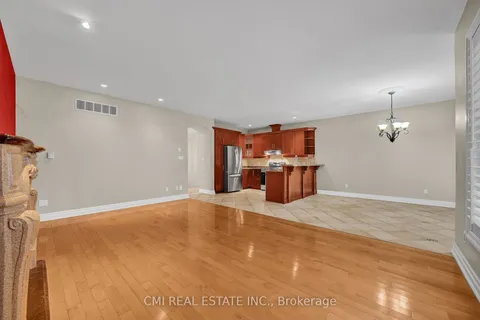 88 41st St, Wasaga Beach, ON L9Z 1Z7