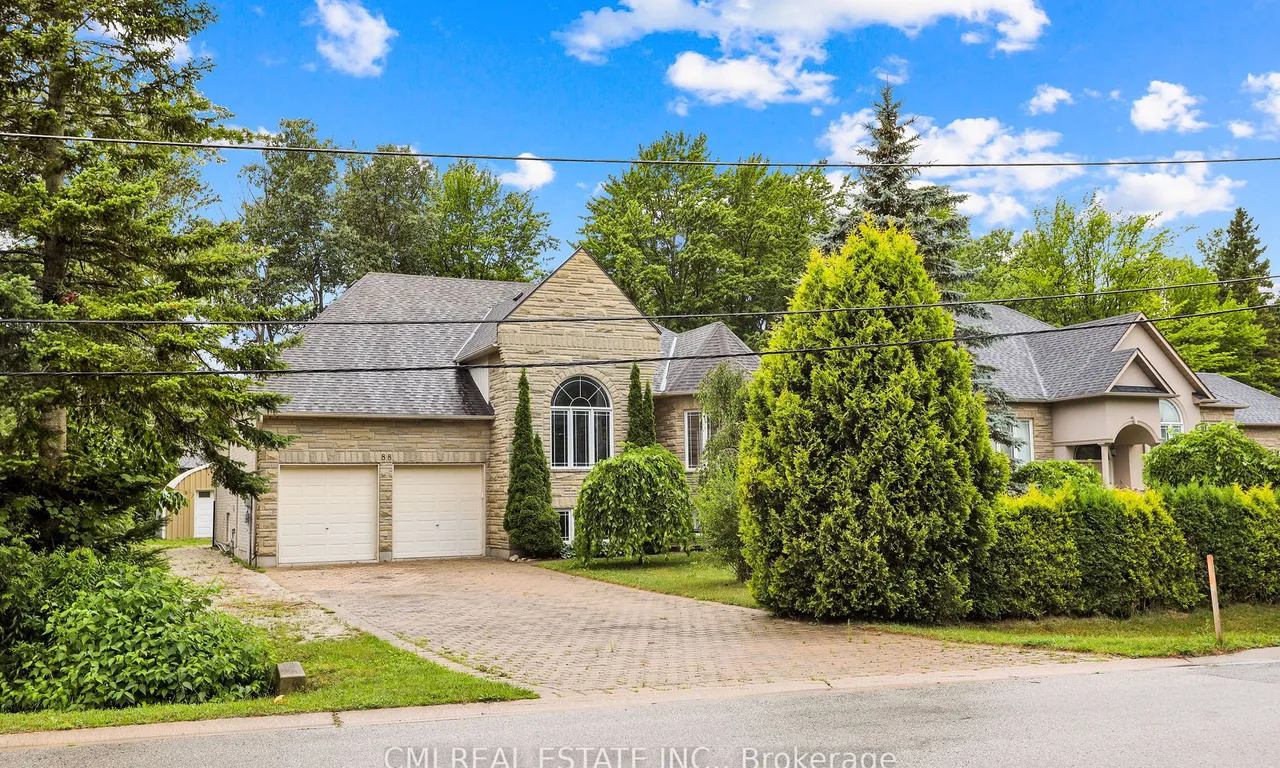 88 41st St, Wasaga Beach, ON L9Z 1Z7
