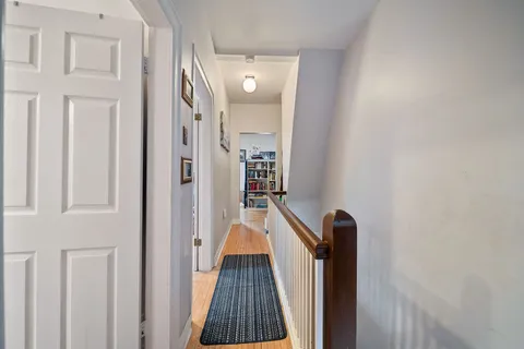 98 Mary St, Barrie, ON L4N 1T1