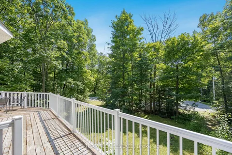 20 Tall Pines Dr, Tiny, ON L9M 0H4