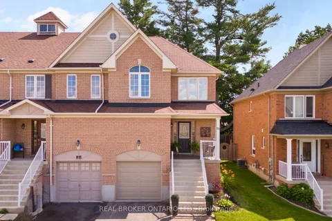 83 Winchester Terr, Barrie, ON L4M 0C8