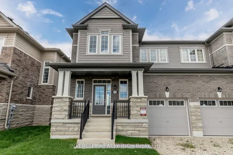 17 Mission St, Wasaga Beach, ON L9Z 0L8