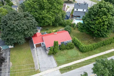 325 Innisfil Street, Barrie, ON L4N 3G4