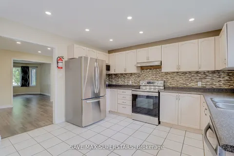 46 Butternut Dr, Barrie, ON L4N 9Z8
