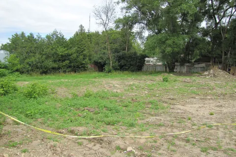 9592 Beachwood Rd, Collingwood, ON L9Y 3Z1