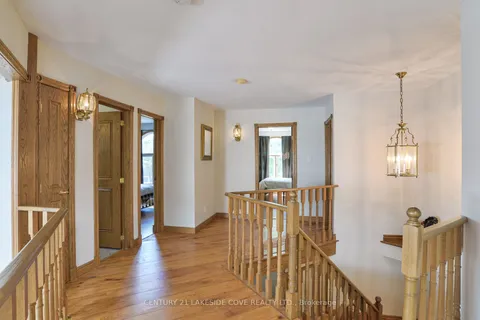 40 Ridge Ave, Ramara, ON L0K 1B0
