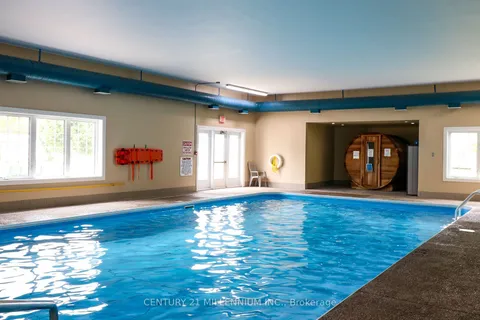 60 Pennsylvania Ave, Wasaga Beach, ON L9Z 3A8