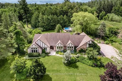 7 Purple Hill Lane, Clearview, ON L0M 1G0