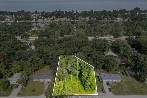 76 Antigua Dr, Wasaga Beach, ON L9Z 2S3