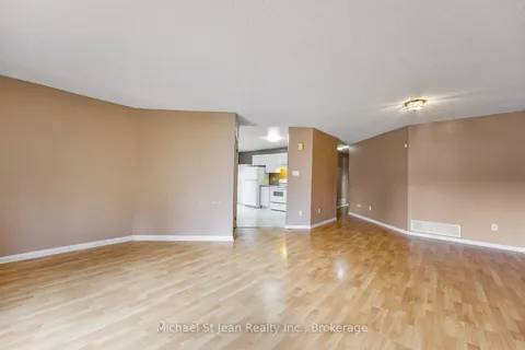2 Mapleton Ave, Barrie, ON L4N 7M2