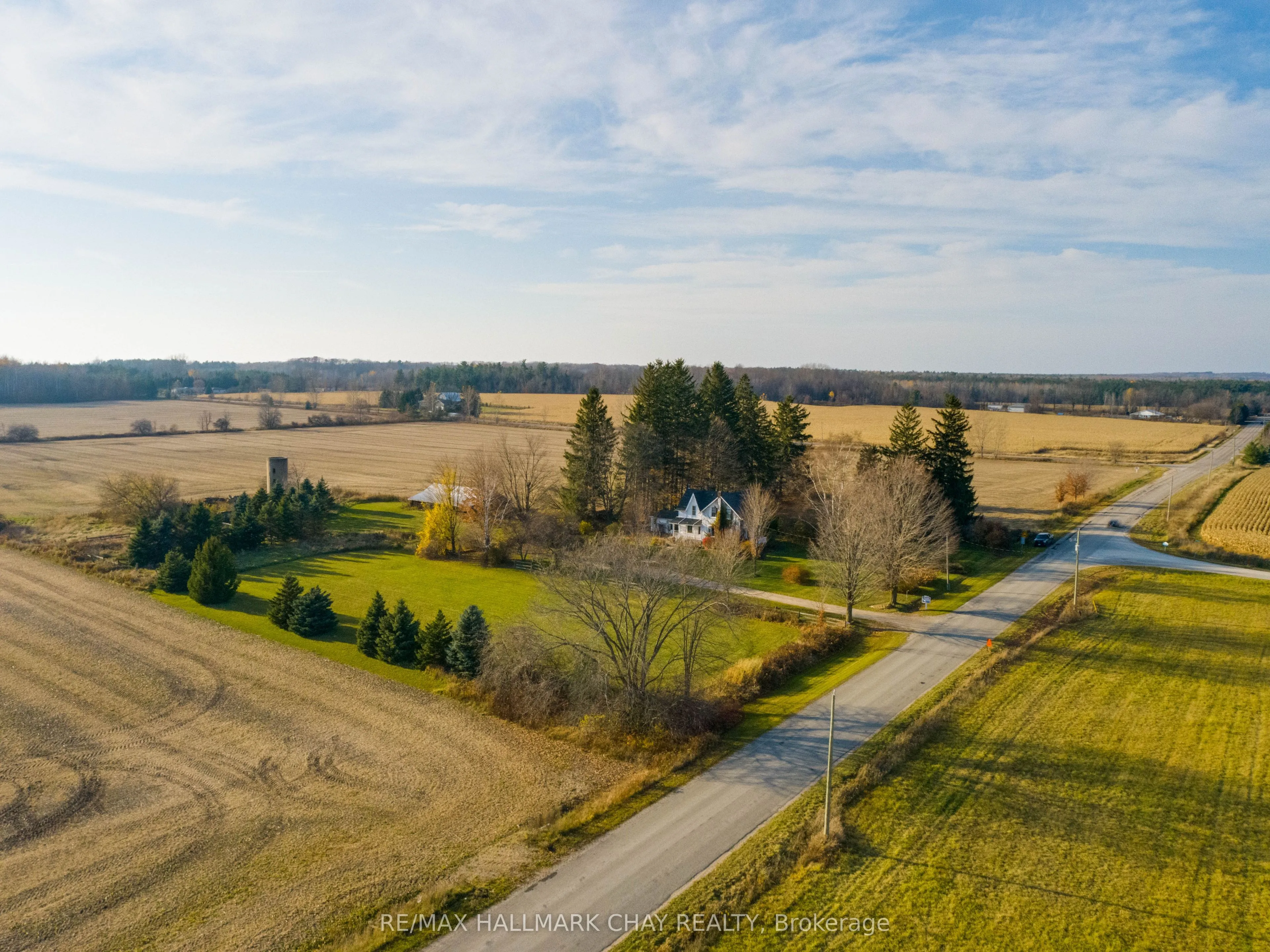 700 Baseline Road, Tiny, ON L4R 4K4