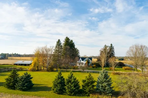 700 Baseline Road, Tiny, ON L4R 4K4