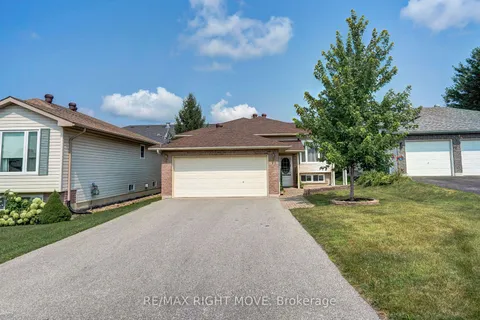 32 Jordon Cres, Orillia, ON L3V 8A9