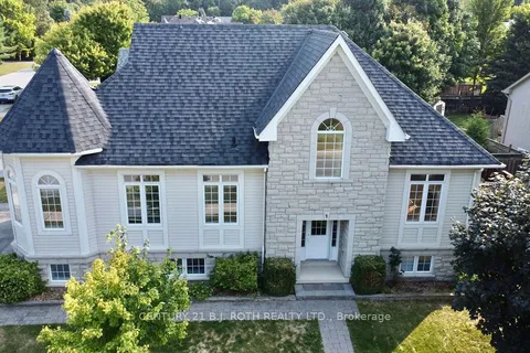 1 Cardinal Way, Wasaga Beach, ON L9Z 3B6