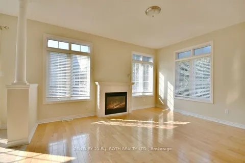1 Cardinal Way, Wasaga Beach, ON L9Z 3B6