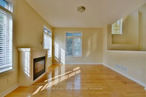 1 Cardinal Way, Wasaga Beach, ON L9Z 3B6