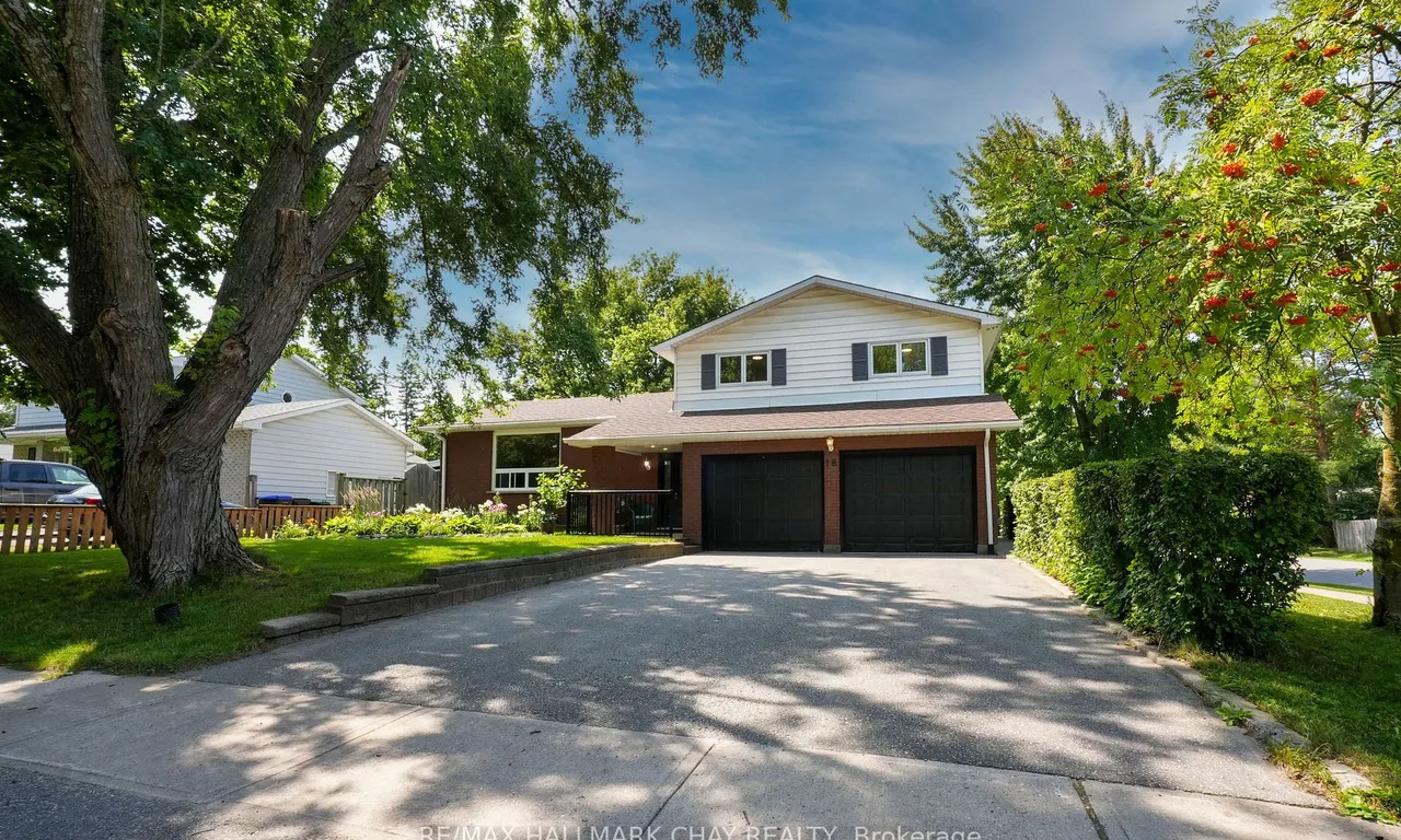 18 Centennial Ave, Springwater, ON L0L 1P0