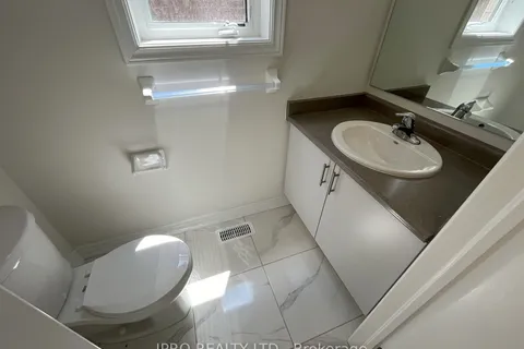 14 Ludlow Dr, Barrie, ON L9S 2Z8