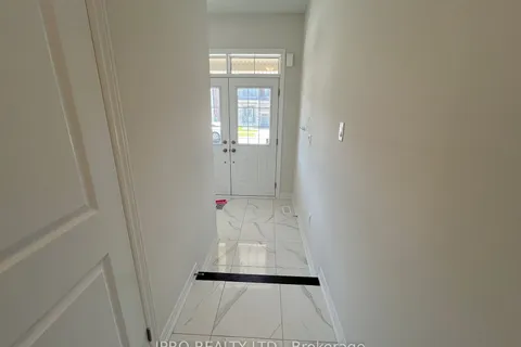 14 Ludlow Dr, Barrie, ON L9S 2Z8