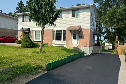 153 Daphne Cres, Barrie, ON L4M 2Y7