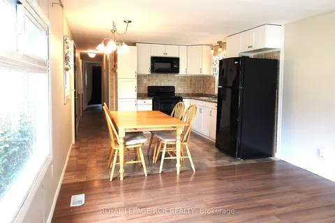 11 Bensley Dr, Oro-Medonte, ON L3V 0P9