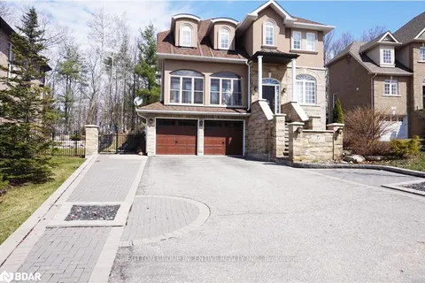 33 Cumming Dr, Barrie, ON L4N 0C5