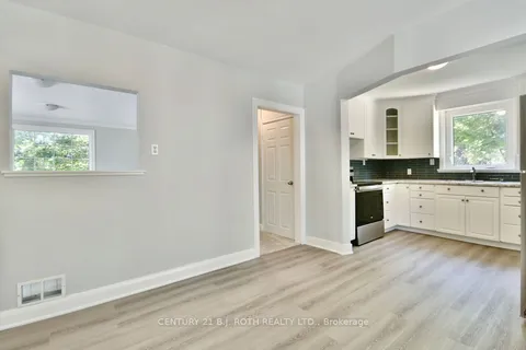 124 Berczy St, Barrie, ON L4M 3R4