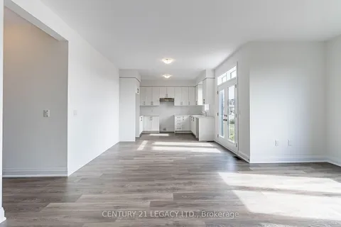 30 Union Blvd, Wasaga Beach, ON L9Z 0M5