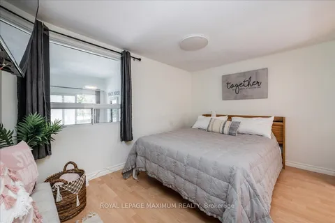 749 River Rd, Wasaga Beach, ON L9Z 2M4