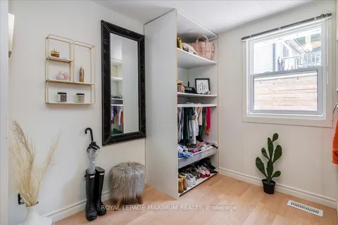 749 River Rd, Wasaga Beach, ON L9Z 2M4