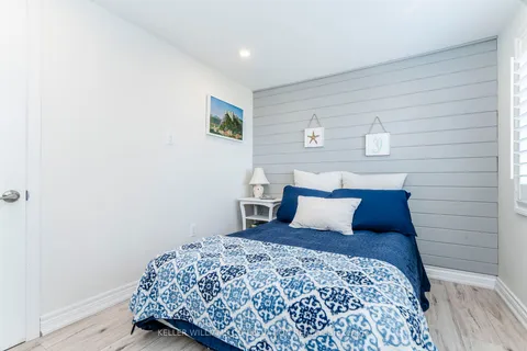 8 Cobblestone Rd, Tiny, ON L0L 2J0