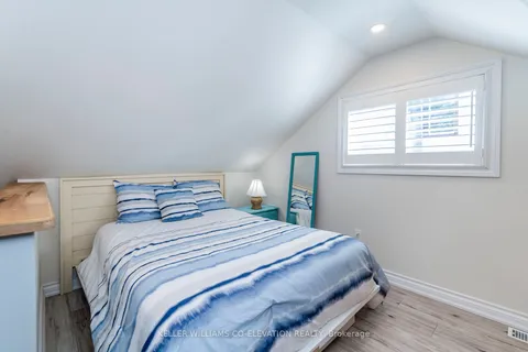 8 Cobblestone Rd, Tiny, ON L0L 2J0