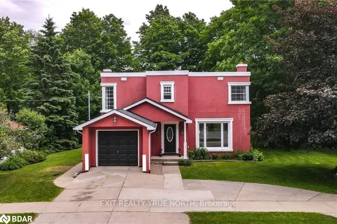 99 NORTH St, Orillia, ON L3V 2E6