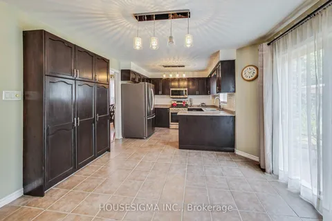 5 Kelsey Cres, Barrie, ON L4N 0J7