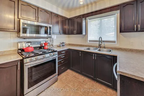 5 Kelsey Cres, Barrie, ON L4N 0J7