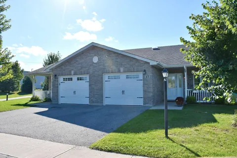 47 Chestnut Lane, Wasaga Beach, ON L9Z 0G4