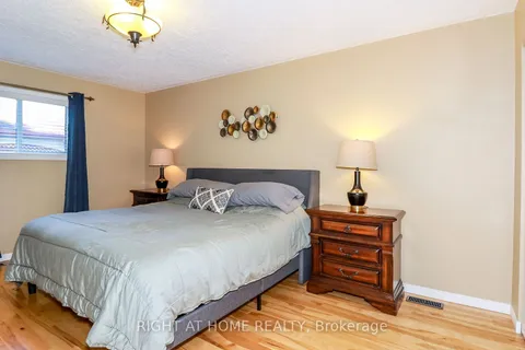 43 Mcdermitt Tr, Tay, ON L0K 2A0