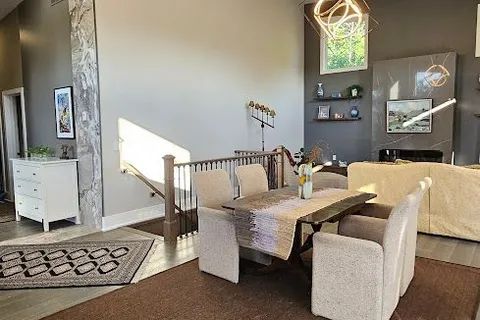 38 Betty Blvd, Wasaga Beach, ON L9Z 2Y4