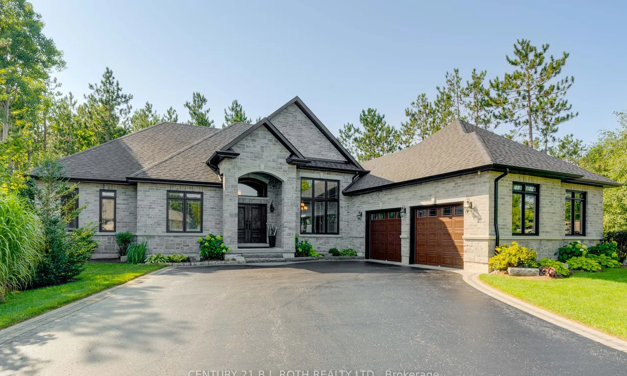 110 Mennill Dr, Springwater, ON L0L 1Y3
