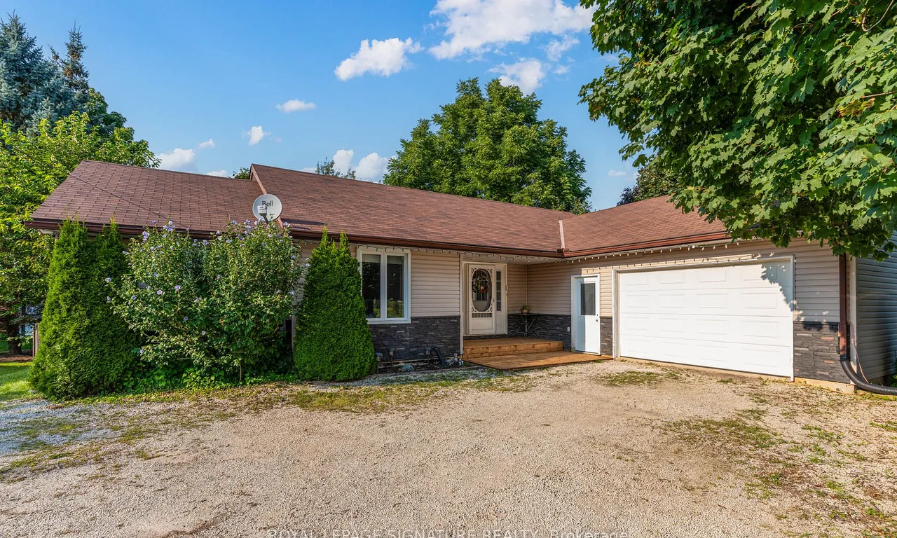 7498 County 9 Rd, Clearview, ON L0M 1G0