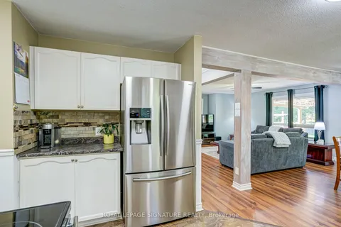 7498 County 9 Rd, Clearview, ON L0M 1G0