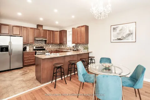 116 Winchester Terr, Barrie, ON L4M 0B3