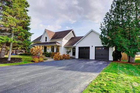 11 Blackburn Ave, Clearview, ON L0M 1P0