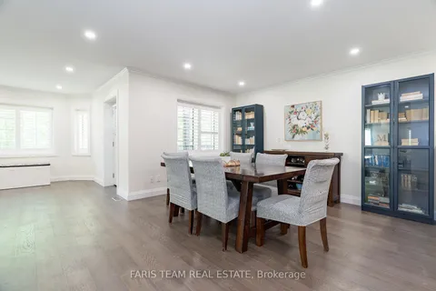 218 Peter St, Oro-Medonte, ON L0K 2C0