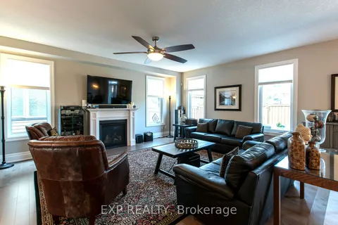 187 Findlay Dr, Collingwood, ON L9Y 0Z2