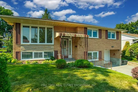 16 Lay St, Barrie, ON L4M 4A7