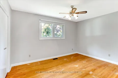 16 Lay St, Barrie, ON L4M 4A7