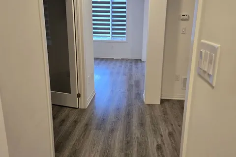 46 COPPERHILL Hts, Barrie, ON L9S 2Z4