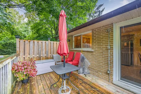 23 Shirley Ave, Barrie, ON L4N 1M8